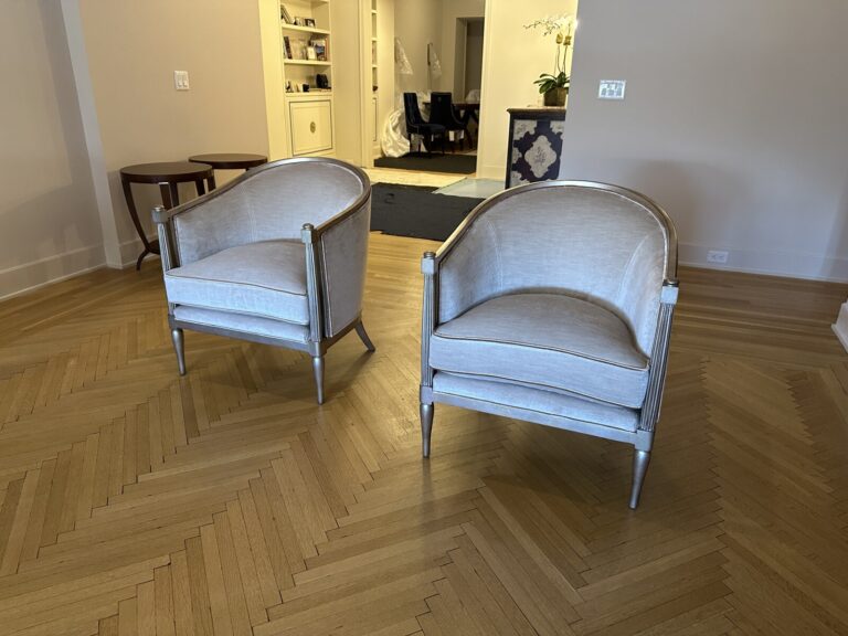 Restored baker margeaux chair featuring precision contrast‑welt detailing and artisan upholstery craftsmanship.