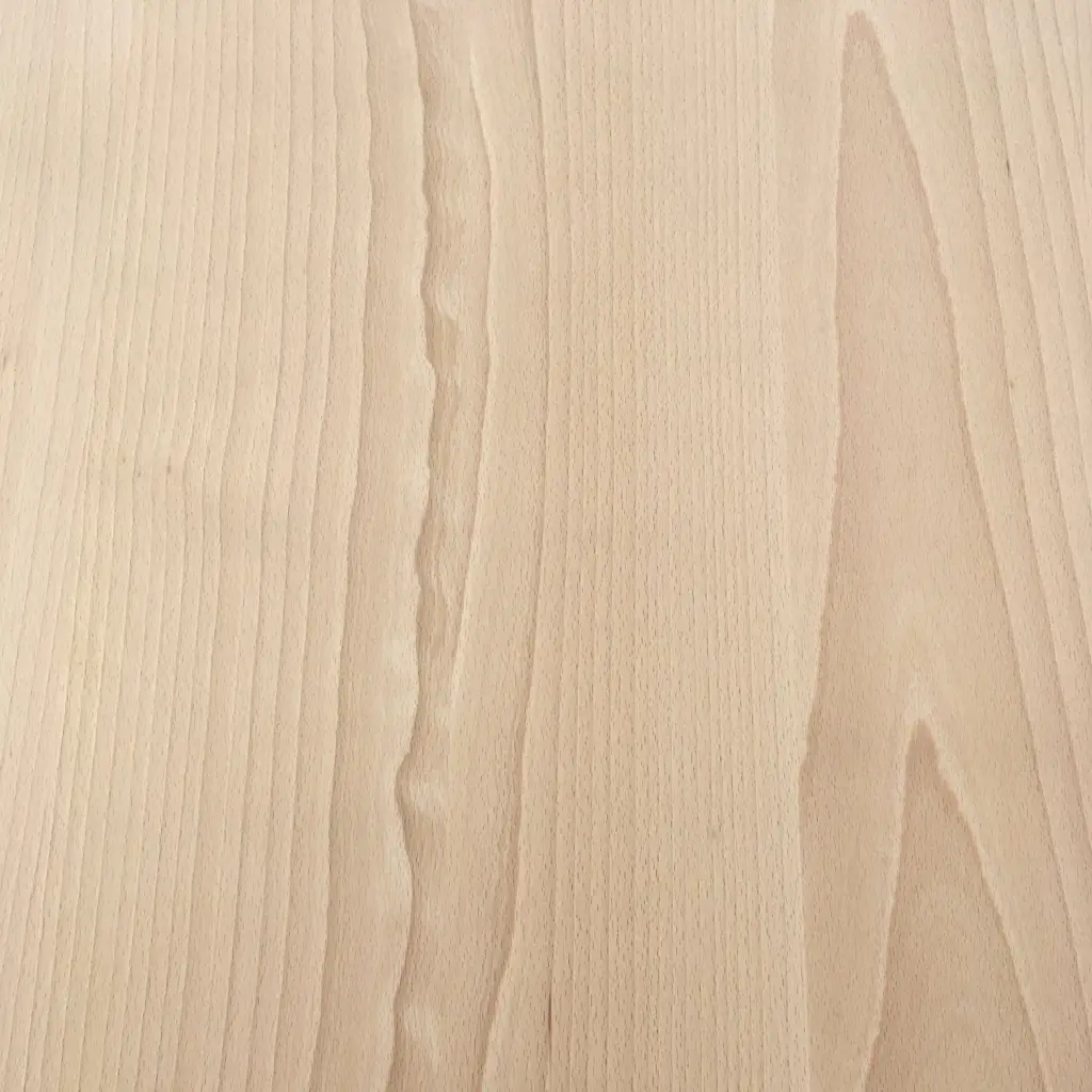 Maple wood with light color and uniform grain